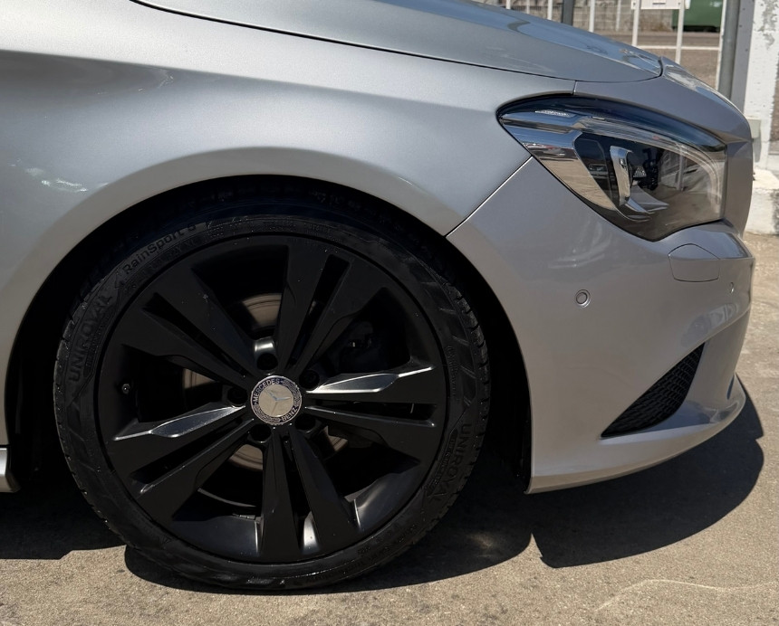 Mercedes-Benz CLA 180d Shooting Brake Urban - Image 4
