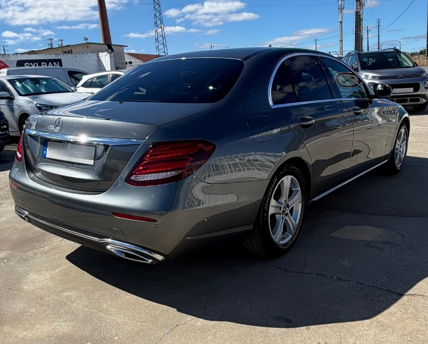 Mercedes-Benz E 220d Limousine - Image 5